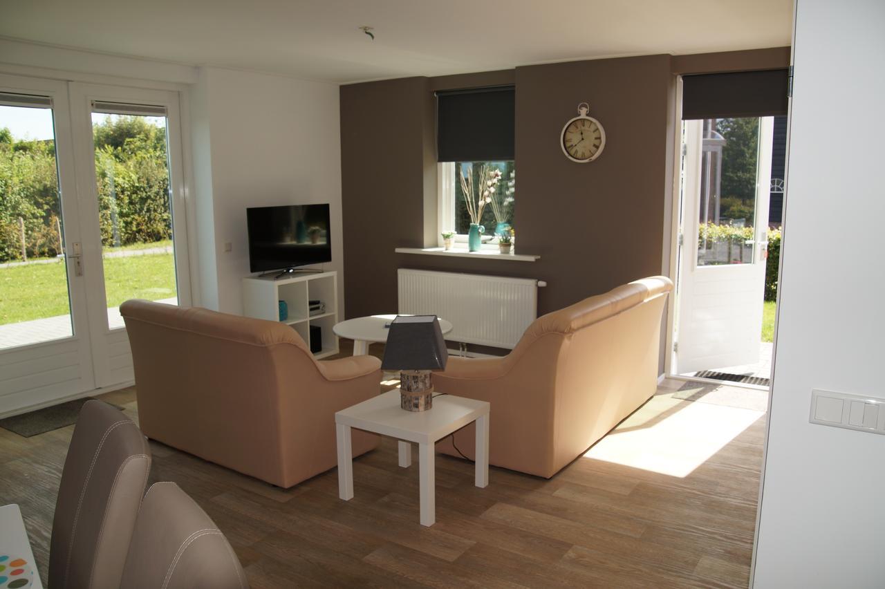 Vakantiehuizen Hofstede Elzenoord Vrouwenpolder Room photo